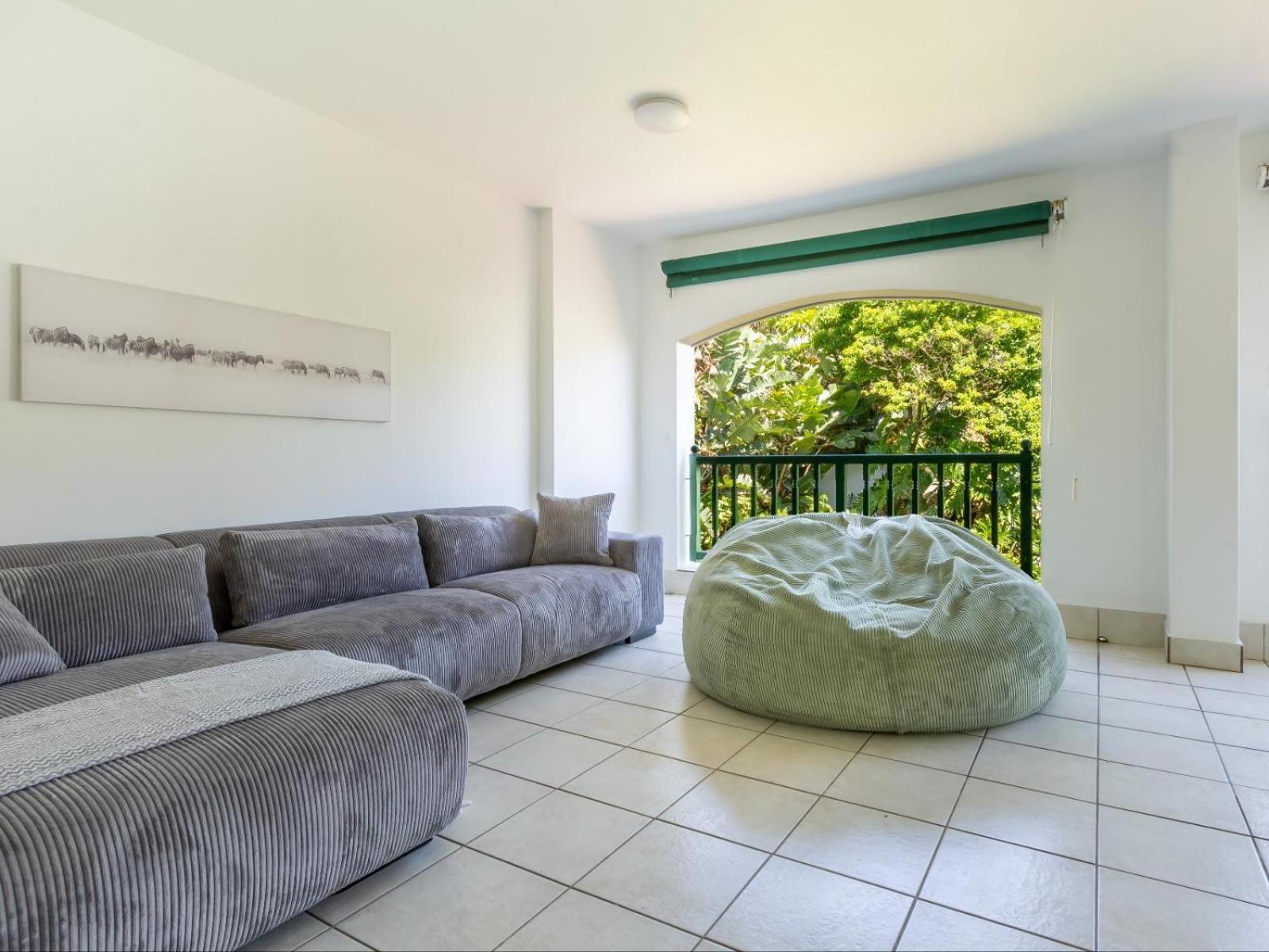 Skiathos At Beachfront Apartments In Shakas Rock Ballito Room photo